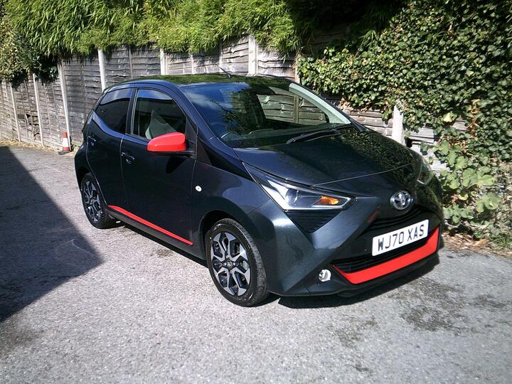 Toyota AYGO 1.0 VVT-i X-trend Euro 6 5dr (Safety Sense)