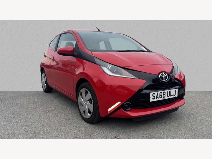 Toyota Aygo 1.0 VVT-i X-play Euro 6 3dr