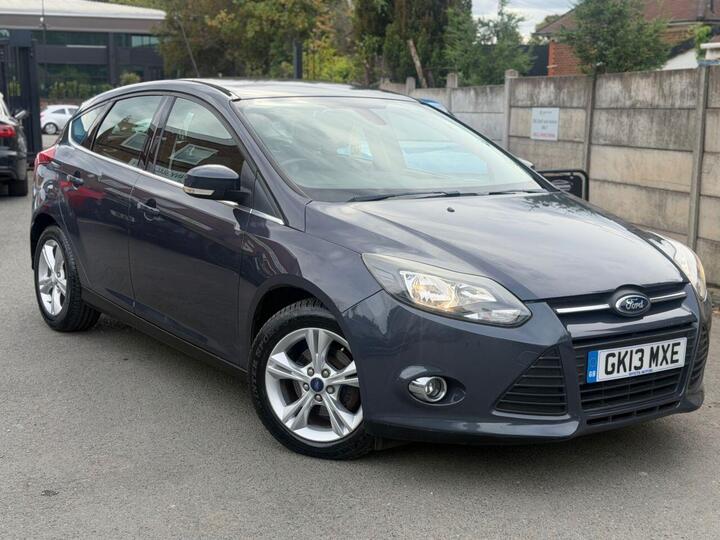 Ford FOCUS 1.6 Zetec Powershift Euro 5 5dr