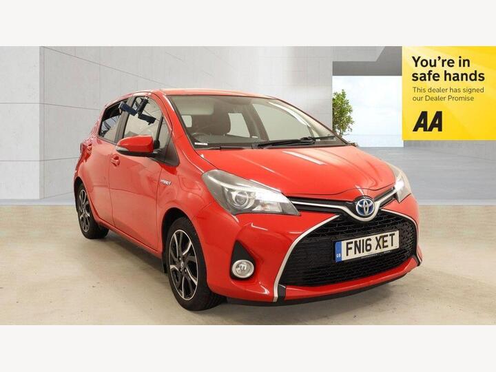 Toyota Yaris 1.5 VVT-h Design E-CVT Euro 6 5dr