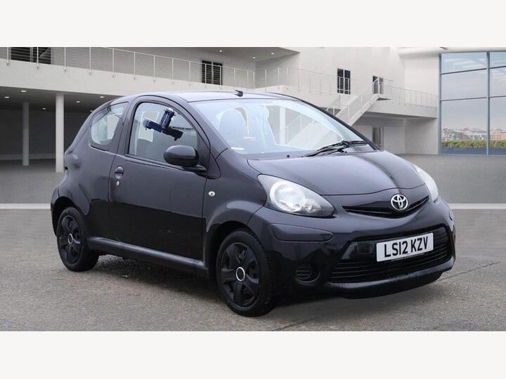 Toyota AYGO 1.0 VVT-i Ice Euro 5 3dr Toyota AYGO 1.0 VVT-i Ice Euro 5 3dr