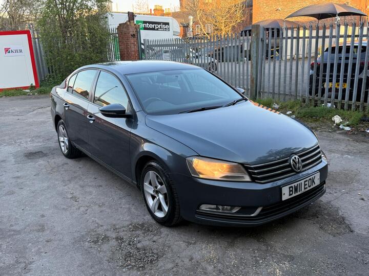 Volkswagen Passat 1.6 TDI BlueMotion Tech S Euro 5 (s/s) 4dr Volkswagen Passat 1.6 TDI BlueMotion Tech S Euro 5 (s/s) 4dr