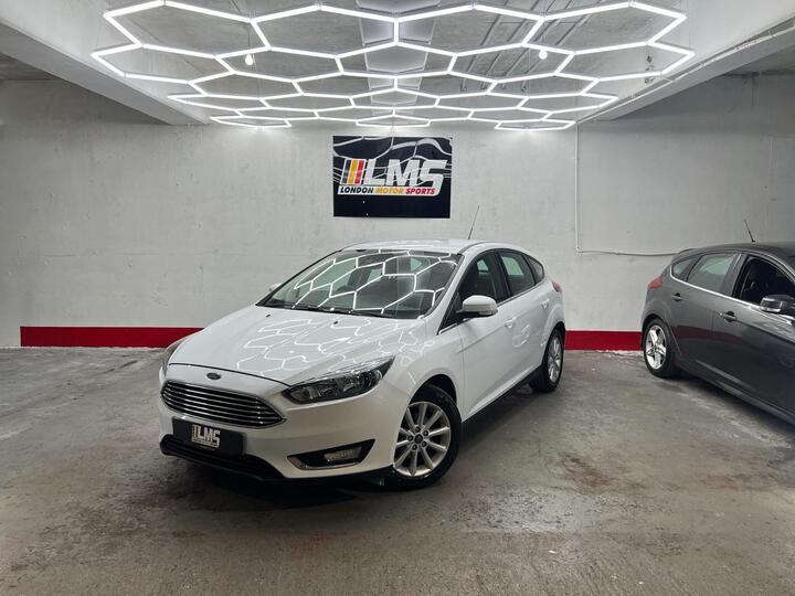 Ford Focus 1.0T EcoBoost Titanium Euro 6 (s/s) 5dr