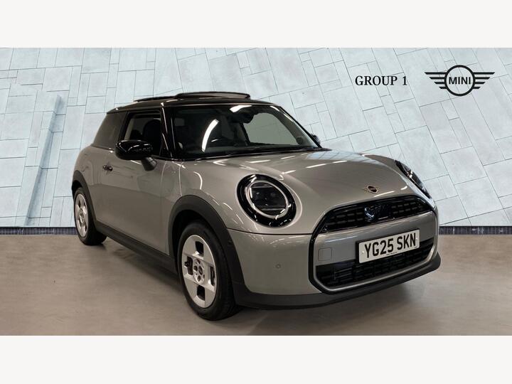 MINI Cooper 1.5C Classic Steptronic Euro 6 (s/s) 3dr