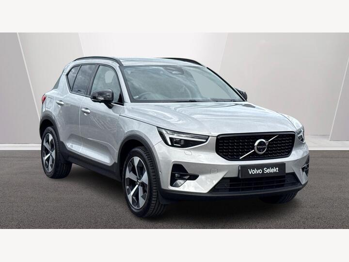 Volvo XC40 2.0 B4 MHEV Ultimate DCT Auto Euro 6 (s/s) 5dr