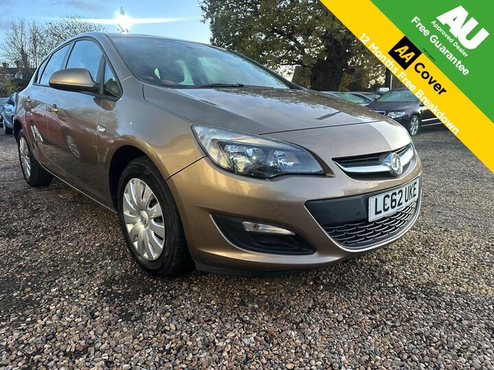 Vauxhall Astra 1.6 16v Exclusiv Auto Euro 5 5dr Vauxhall Astra 1.6 16v Exclusiv Auto Euro 5 5dr