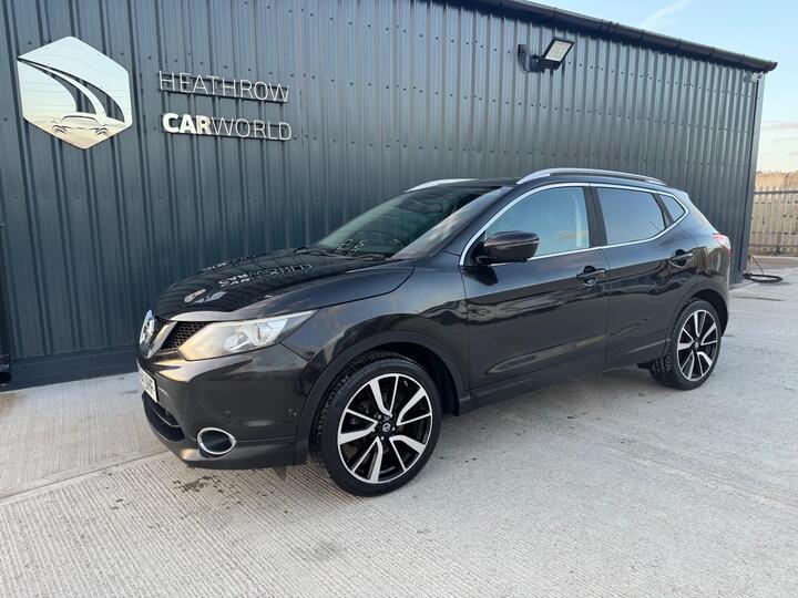 Nissan Qashqai 1.2 DIG-T Tekna 2WD Euro 5 (s/s) 5dr