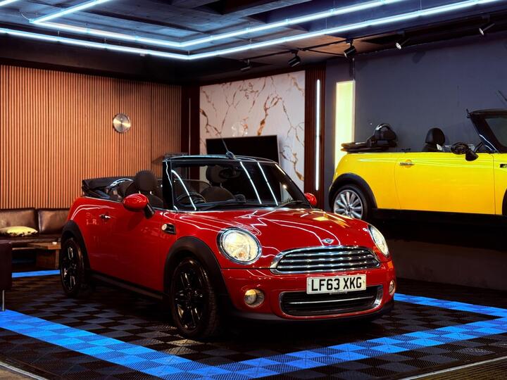 MINI Convertible 1.6 Cooper Euro 6 (s/s) 2dr
