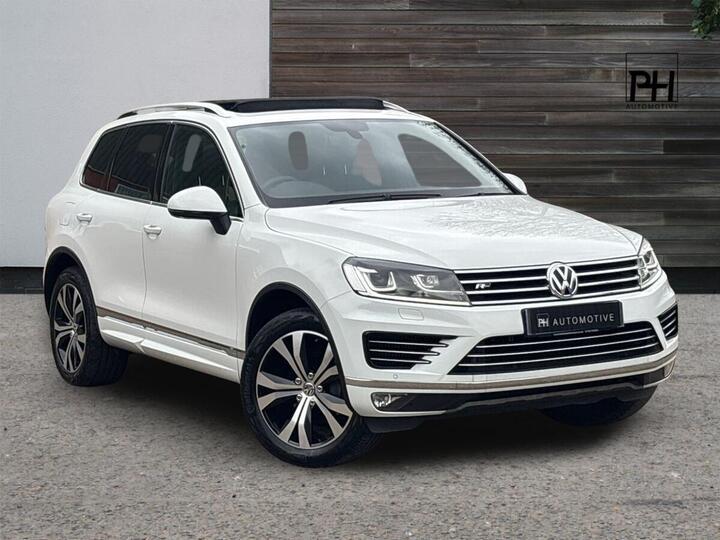 Volkswagen TOUAREG 3.0 TDI V6 BlueMotion Tech R-Line Tiptronic 4WD Euro 6 (s/s) 5dr Volkswagen TOUAREG 3.0 TDI V6 BlueMotion Tech R-Line Tiptronic 4WD Euro 6 (s/s) 5dr