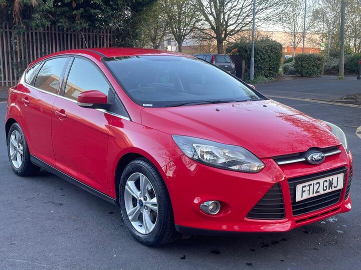 Ford Focus 1.0T EcoBoost Zetec Euro 5 (s/s) 5dr