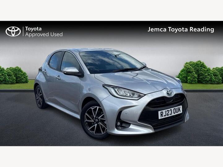 Toyota Yaris 1.5 VVT-h Design E-CVT Euro 6 (s/s) 5dr