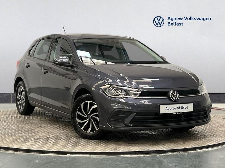 Volkswagen Polo 1.0 TSI Life Euro 6 (s/s) 5dr Volkswagen Polo 1.0 TSI Life Euro 6 (s/s) 5dr