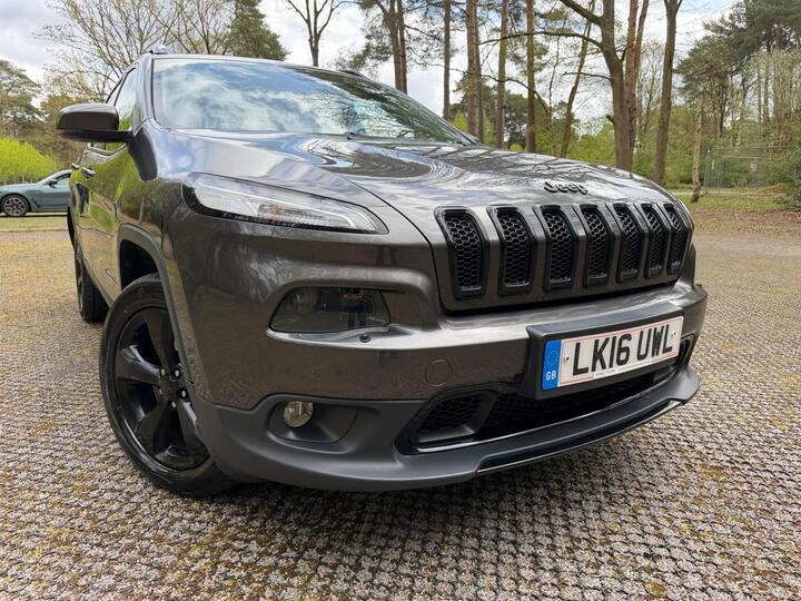 Jeep Cherokee 2.2 MultiJetII Night Eagle Auto 4WD Euro 6 (s/s) 5dr Jeep Cherokee 2.2 MultiJetII Night Eagle Auto 4WD Euro 6 (s/s) 5dr