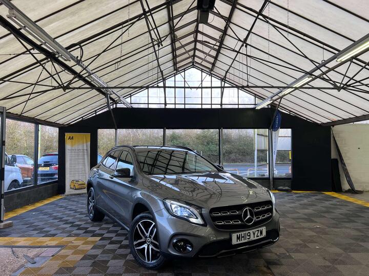 Mercedes-Benz GLA 1.6 GLA180 Urban Edition 7G-DCT Euro 6 (s/s) 5dr