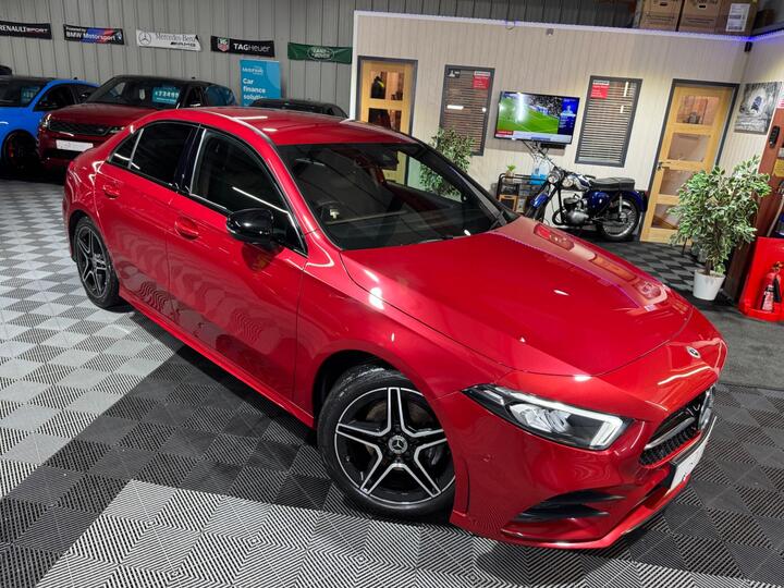 Mercedes-Benz A Class 1.3 A180 AMG Line (Executive) 7G-DCT Euro 6 (s/s) 4dr