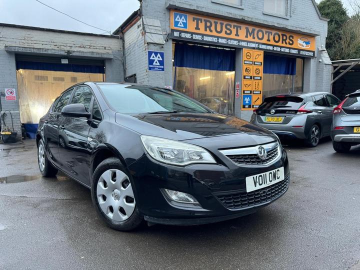 Vauxhall Astra 1.6 16v Exclusiv Auto Euro 5 5dr