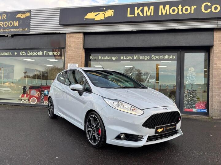 Ford FIESTA 1.6T EcoBoost ST-200 Euro 6 3dr