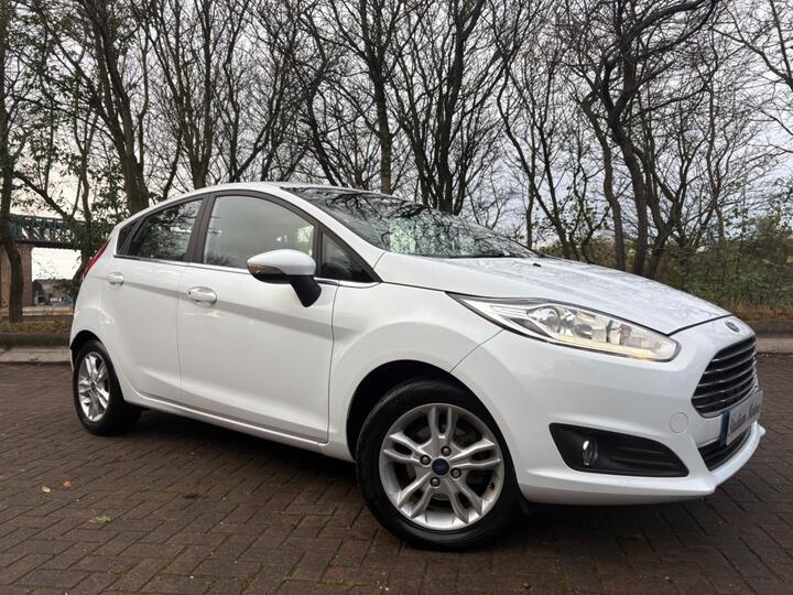 Ford Fiesta 1.0T EcoBoost Zetec Euro 6 (s/s) 5dr Ford Fiesta 1.0T EcoBoost Zetec Euro 6 (s/s) 5dr