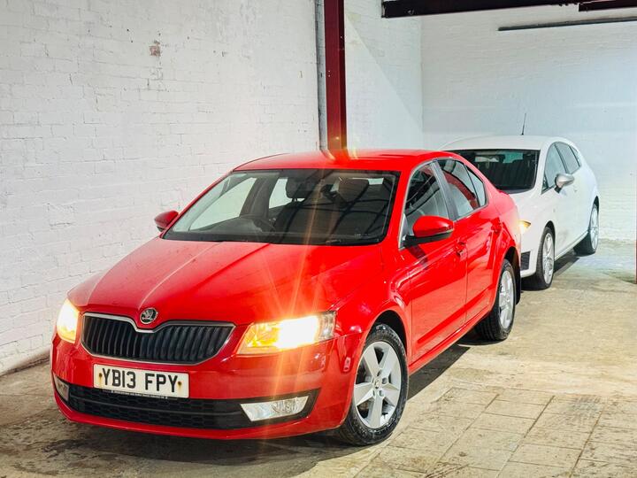 Skoda Octavia 1.6 TDI SE DSG Euro 5 (s/s) 5dr