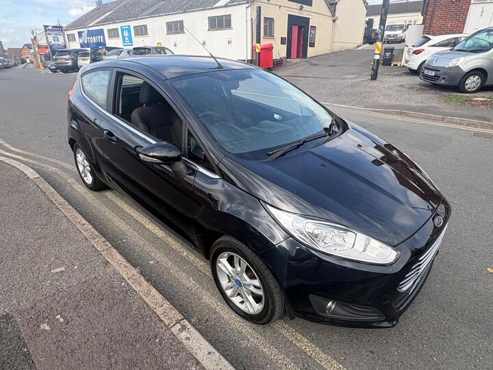 Ford Fiesta 1.0T EcoBoost Zetec Euro 5 (s/s) 3dr