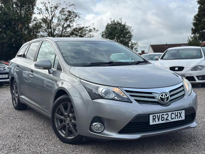 Toyota Avensis 2.0 D-4D T4 Tourer Euro 5 5dr Toyota Avensis 2.0 D-4D T4 Tourer Euro 5 5dr