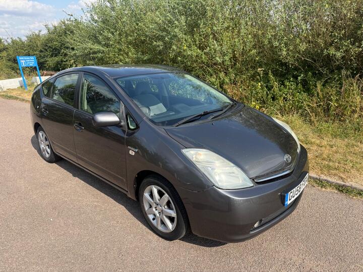 Toyota Prius 1.5 T Spirit CVT 5dr