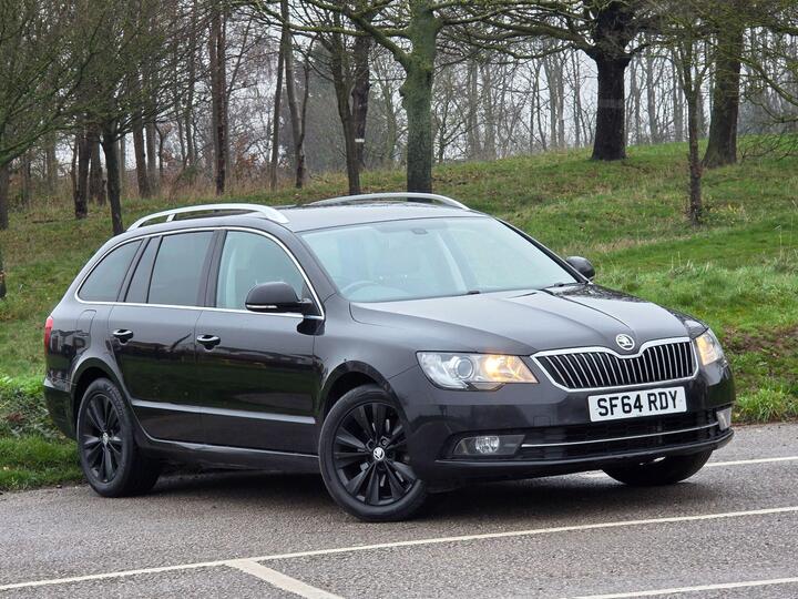 Skoda Superb 2.0 TDI Black Edition Euro 5 (s/s) 5dr Skoda Superb 2.0 TDI Black Edition Euro 5 (s/s) 5dr
