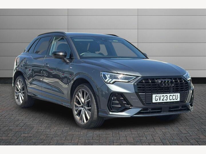 Audi Q3 1.4 TFSIe 45 Black Edition S Tronic Euro 6 (s/s) 5dr 13kWh