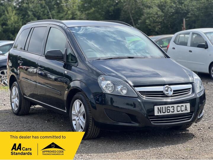Vauxhall Zafira 1.8 16V Exclusiv Euro 5 5dr (SNav) Vauxhall Zafira 1.8 16V Exclusiv Euro 5 5dr (SNav)