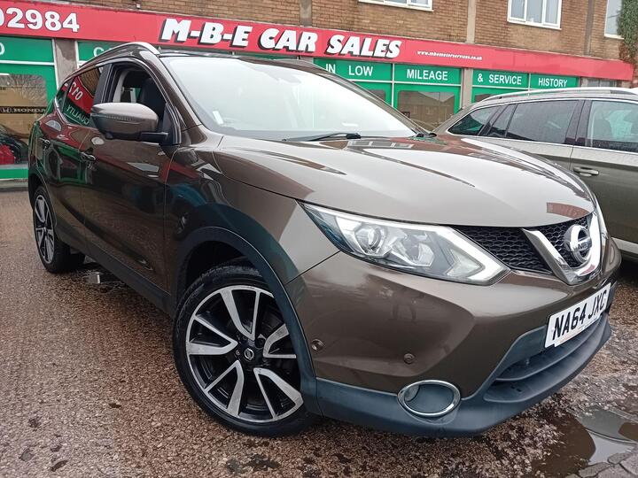 Nissan Qashqai 1.5 DCi Tekna 2WD Euro 5 (s/s) 5dr