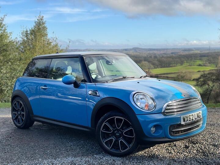 MINI HATCH 1.6 Cooper Bayswater Euro 5 (s/s) 3dr