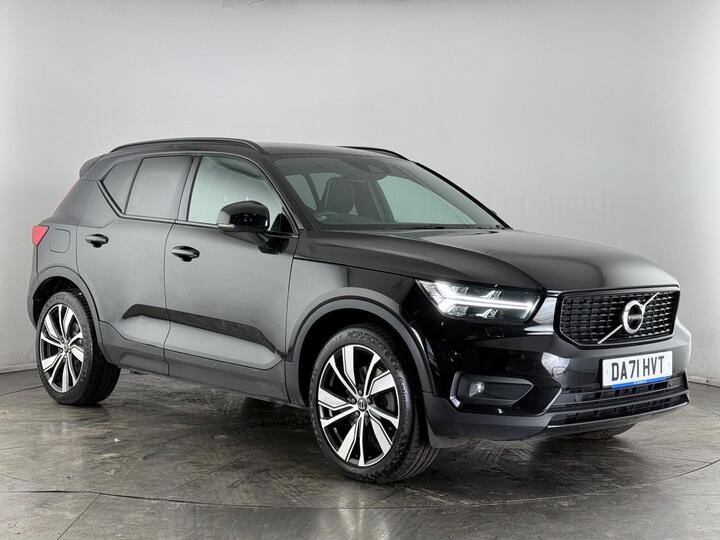 Volvo XC40 1.5h T5 Recharge 10.7kWh Ultimate Dark Auto Euro 6 (s/s) 5dr