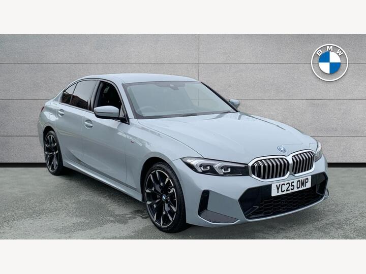 BMW 3 Series 2.0 330e 22.3kWh M Sport Auto Euro 6 (s/s) 4dr BMW 3 Series 2.0 330e 22.3kWh M Sport Auto Euro 6 (s/s) 4dr