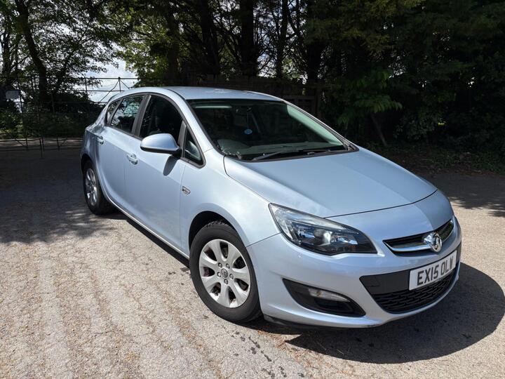 Vauxhall Astra 1.6 CDTi EcoFLEX 94g Design Euro 6 (s/s) 5dr