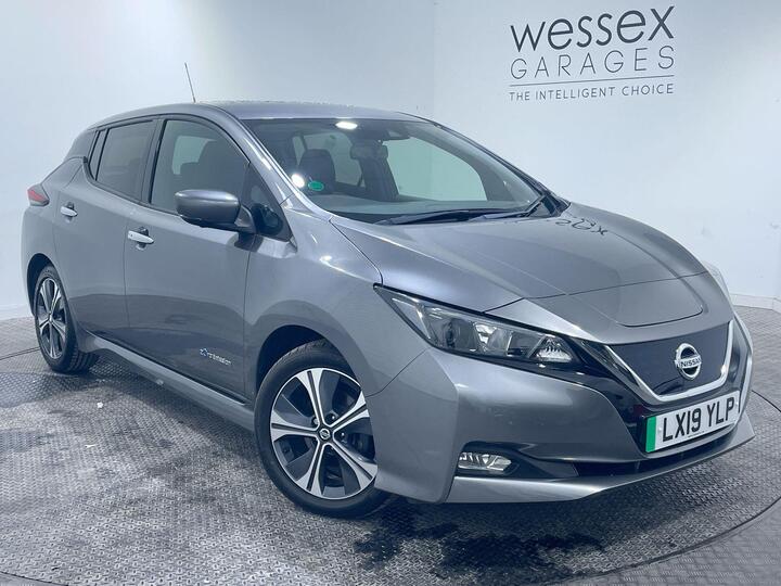 Nissan LEAF 40kWh N-Connecta Auto 5dr