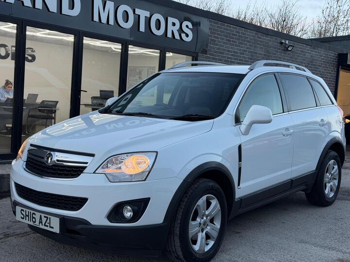 Vauxhall Antara 2.2 CDTi Exclusiv 2WD Euro 5 (s/s) 5dr Vauxhall Antara 2.2 CDTi Exclusiv 2WD Euro 5 (s/s) 5dr
