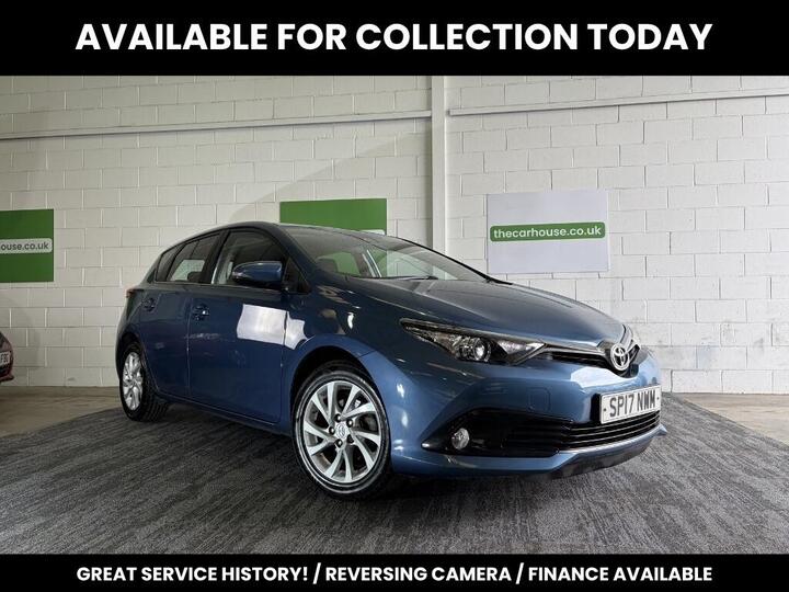 Toyota Auris 1.2 VVT-i Icon Euro 6 (s/s) 5dr (Safety Sense) Toyota Auris 1.2 VVT-i Icon Euro 6 (s/s) 5dr (Safety Sense)