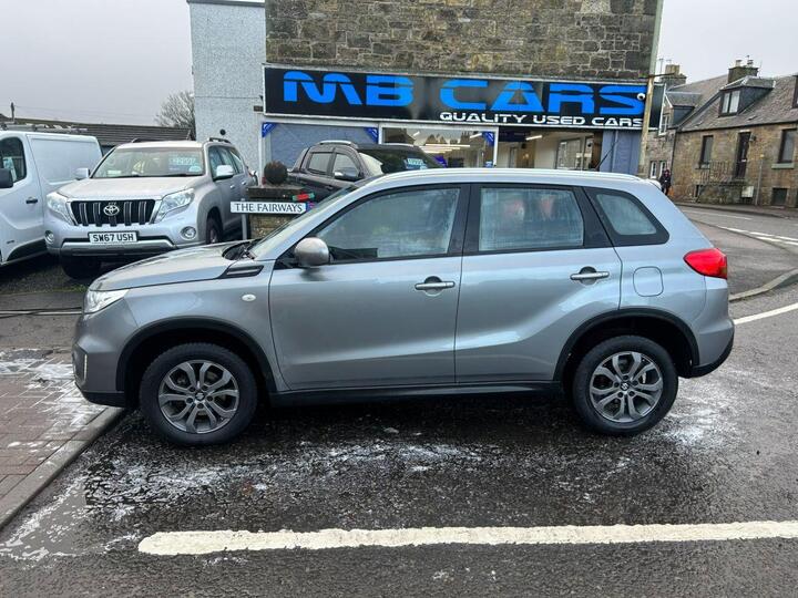 Suzuki VITARA 1.6 SZ4 Euro 6 (s/s) 5dr Suzuki VITARA 1.6 SZ4 Euro 6 (s/s) 5dr