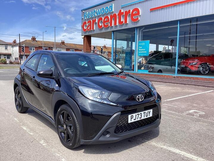 Toyota Aygo X 1.0 VVT-i Pure Euro 6 (s/s) 5dr Toyota Aygo X 1.0 VVT-i Pure Euro 6 (s/s) 5dr