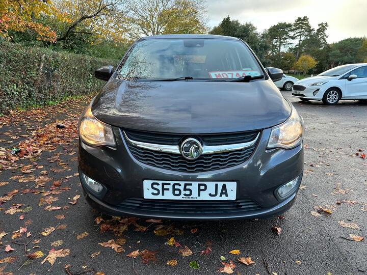Vauxhall Viva 1.0i SE Euro 6 5dr Vauxhall Viva 1.0i SE Euro 6 5dr
