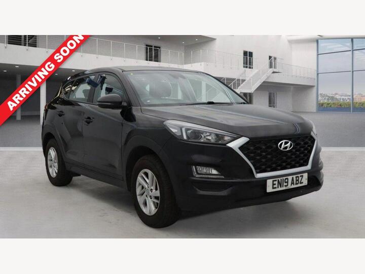 Hyundai TUCSON 1.6 GDi S Connect Euro 6 (s/s) 5dr Hyundai TUCSON 1.6 GDi S Connect Euro 6 (s/s) 5dr