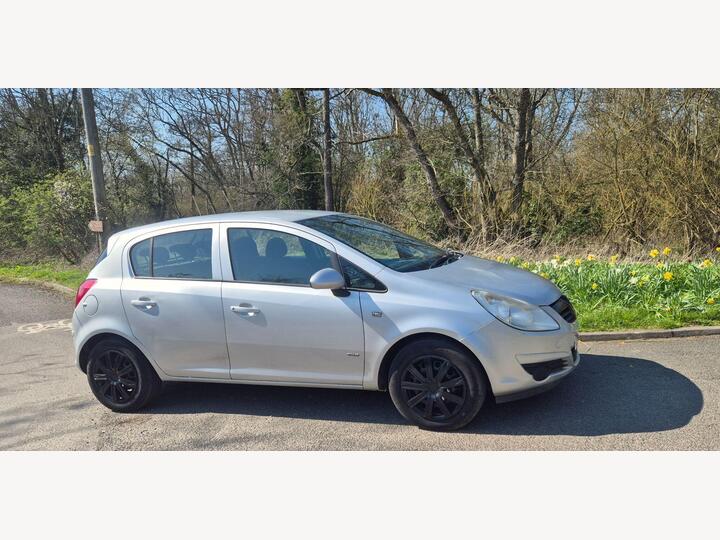 Vauxhall Corsa 1.2i 16v Club 5dr