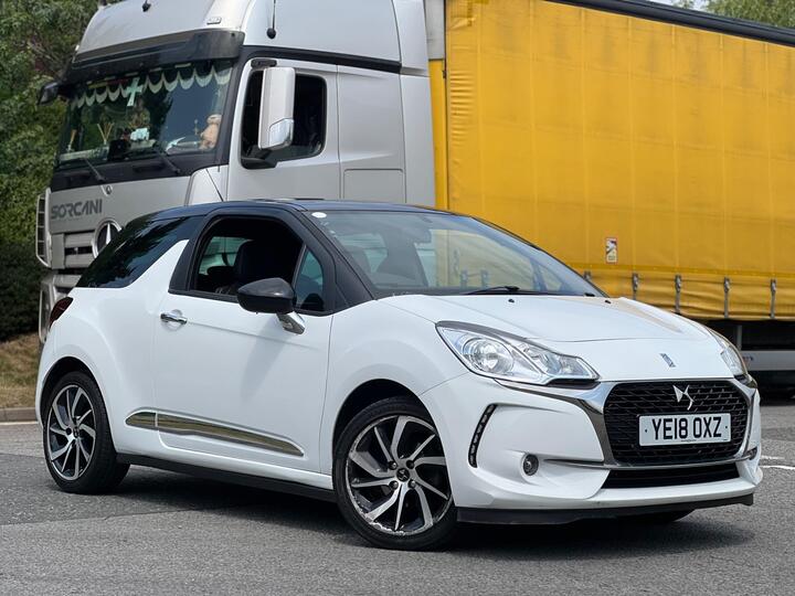 DS AUTOMOBILES DS 3 1.2 PureTech Connected Chic Euro 6 (s/s) 3dr