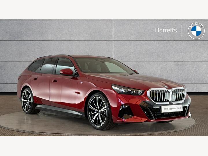 BMW 5 Series 2.0 530e 22.1kWh M Sport Touring Steptronic Euro 6 (s/s) 5dr BMW 5 Series 2.0 530e 22.1kWh M Sport Touring Steptronic Euro 6 (s/s) 5dr