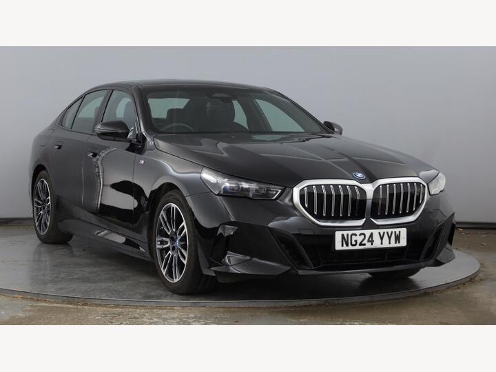BMW 5 Series 2.0 530e 22.1kWh M Sport Steptronic Euro 6 (s/s) 4dr BMW 5 Series 2.0 530e 22.1kWh M Sport Steptronic Euro 6 (s/s) 4dr