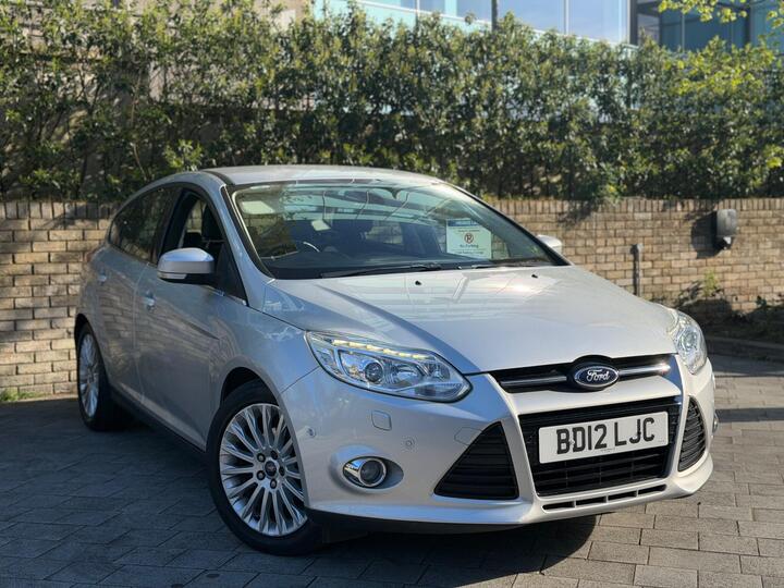 Ford Focus 1.0T EcoBoost Titanium X Euro 5 (s/s) 5dr