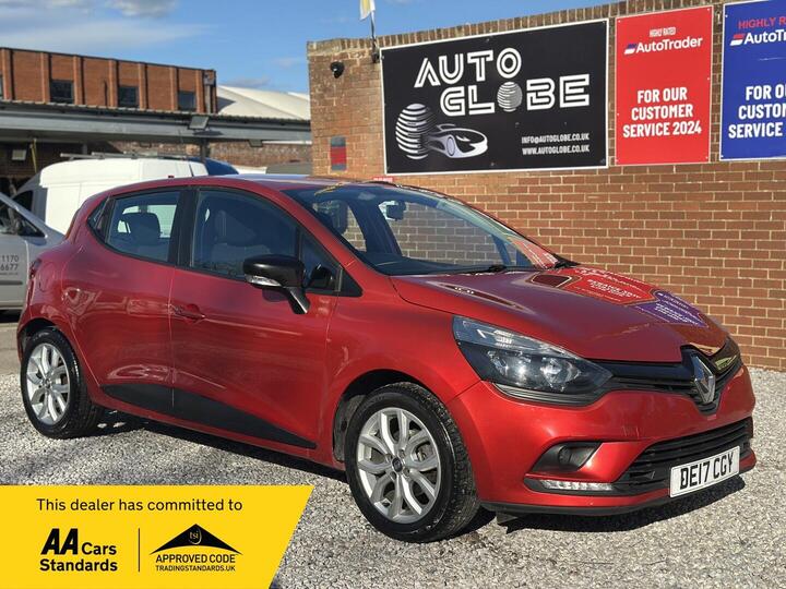Renault Clio 1.2 16V Play Euro 6 5dr Renault Clio 1.2 16V Play Euro 6 5dr