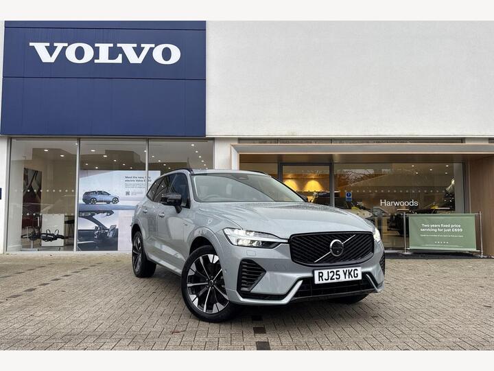 Volvo XC60 2.0 T8 18.8kWh Ultra Dark Auto AWD Euro 6 (s/s) 5dr