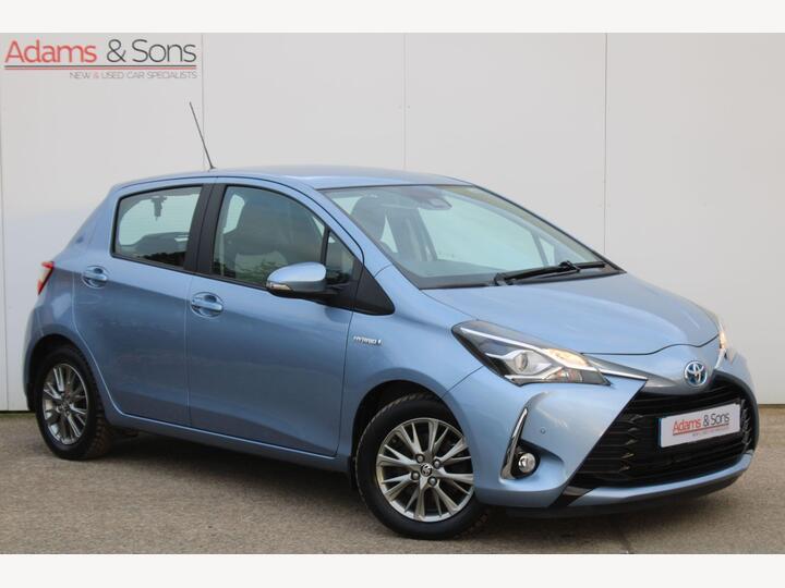 Toyota Yaris 1.5 VVT-h Icon Tech E-CVT Euro 6 (s/s) 5dr Toyota Yaris 1.5 VVT-h Icon Tech E-CVT Euro 6 (s/s) 5dr