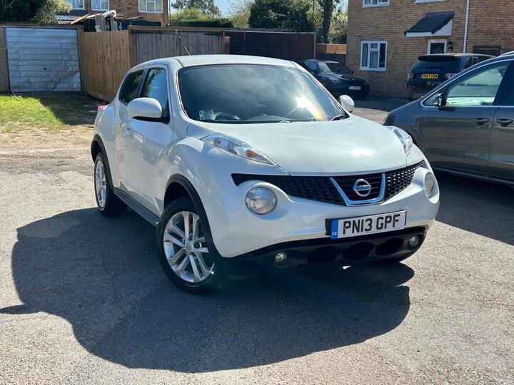Nissan Juke 1.6 Acenta Premium Euro 5 (s/s) 5dr